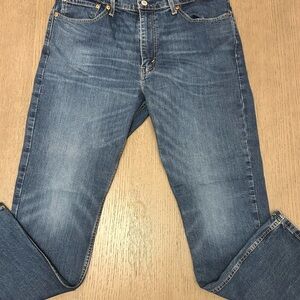 Levi's Slim Straight Jeans in Medium Blue Wash 511